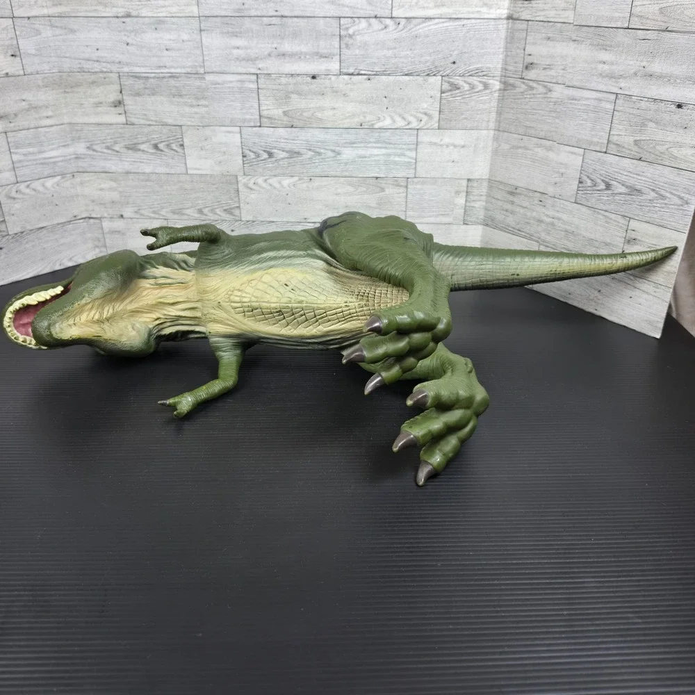 Vintage 1996 The Lost World Jurassic Park T-Rex Dinosaur Figure Kenner Green 24
